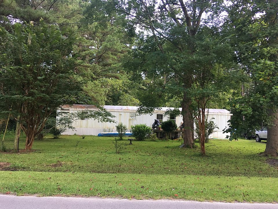 2nd image of 105 Longleaf Dr