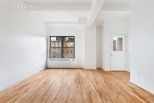 Rented by Compass | media 19