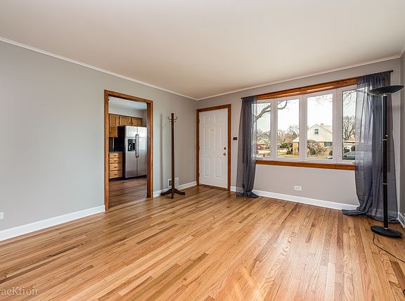 4th image of 100 Geneva Ave