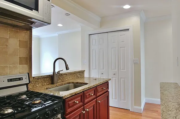 Rented by The Search D&M | media 17