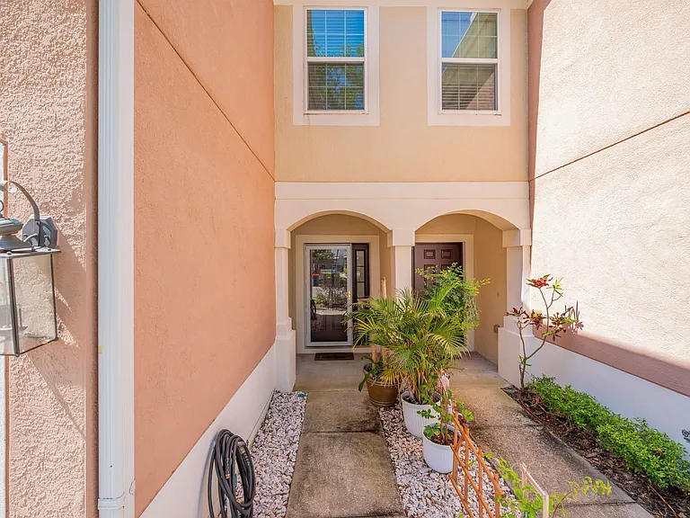 26544 Chimney Spire Ln — Photo 2