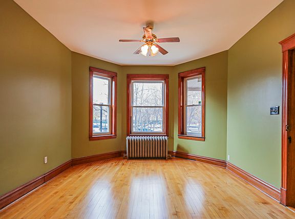 4th image of 2111 S Marshall Blvd APT 1