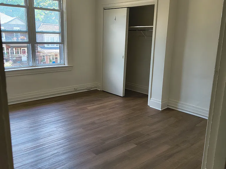 2316 Sherbrook St #2 — Photo 10