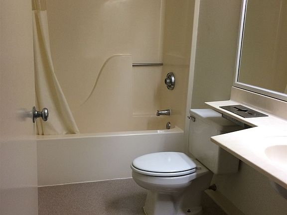 1 BR bathroom