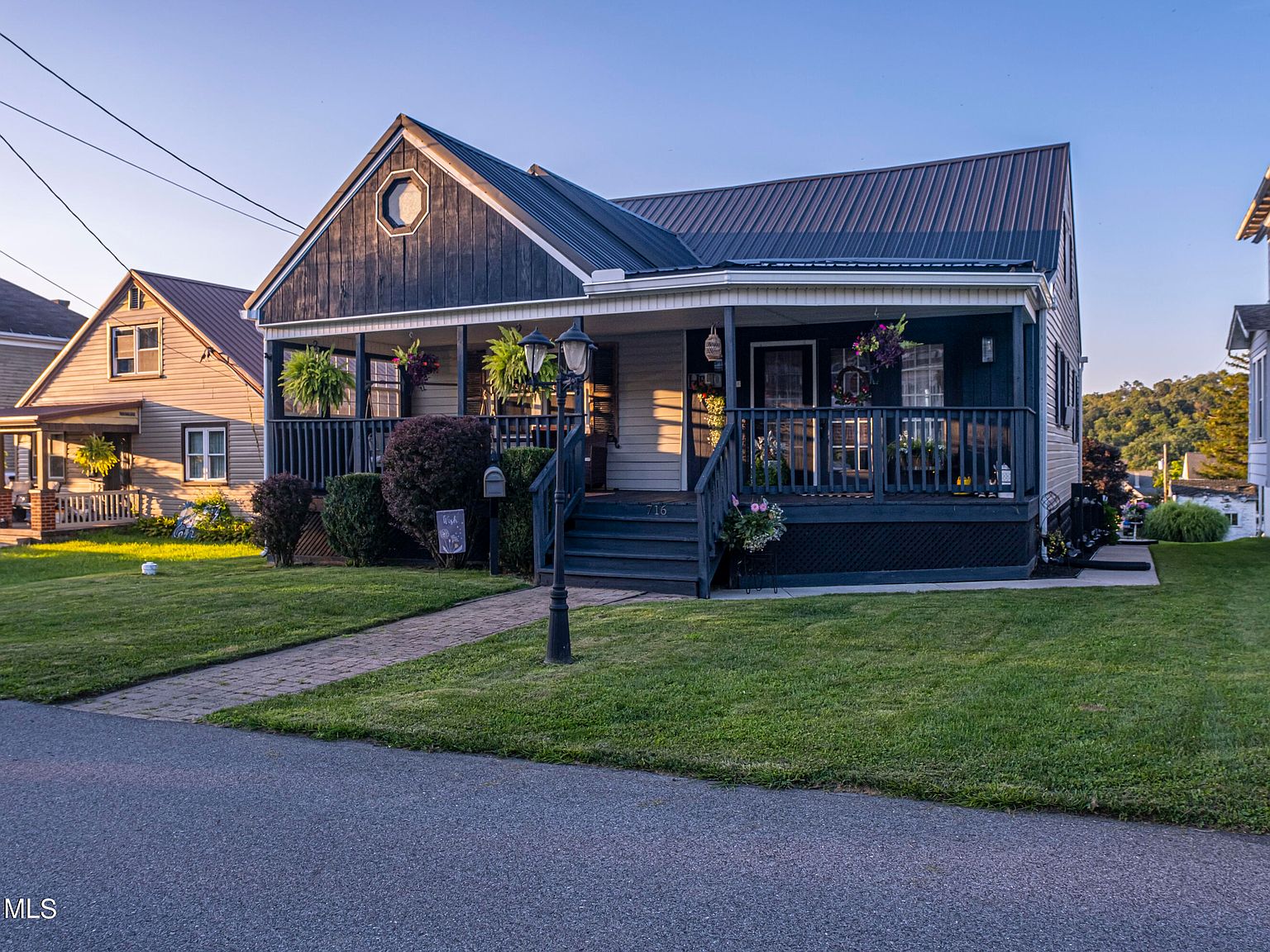 716 W 3rd St, Williamsburg, PA 16693 Zillow