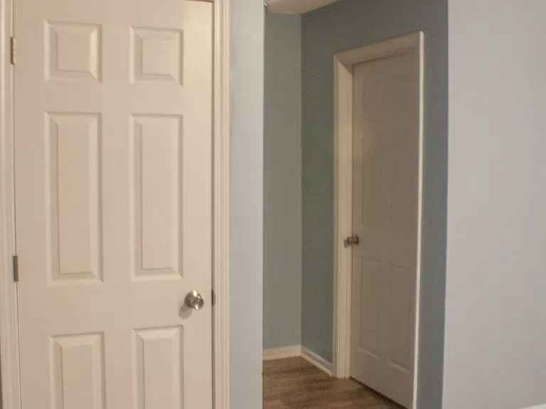 2536 Caroline St — Photo 10