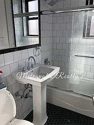 Rented by Metropolis International Realty Inc.