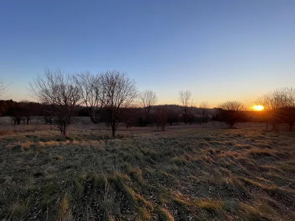 S35W28791 Wern WAY, Waukesha, WI 53189