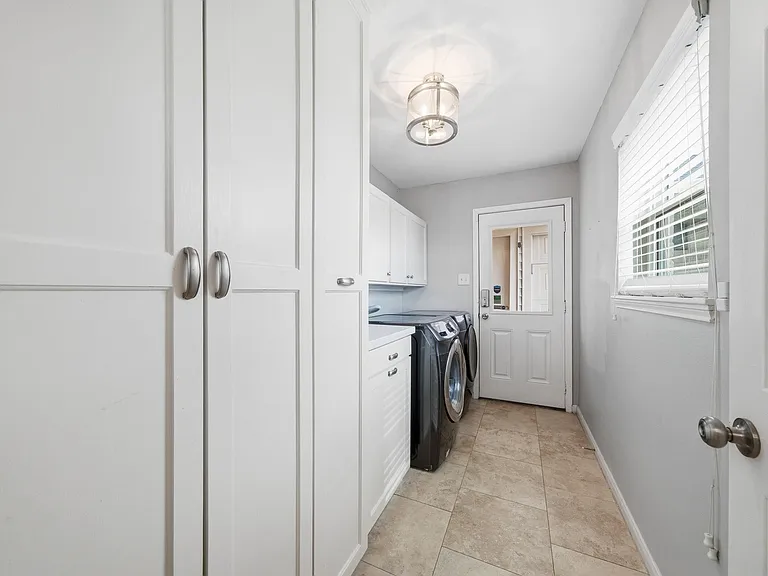 2502 Hollow Hook Rd — Photo 19