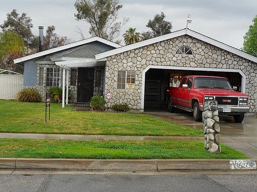 1st image of 15274 Sequoia Ave