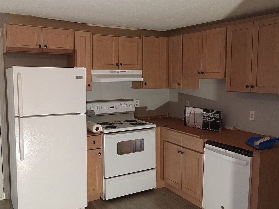 Granite countertops being installed this week