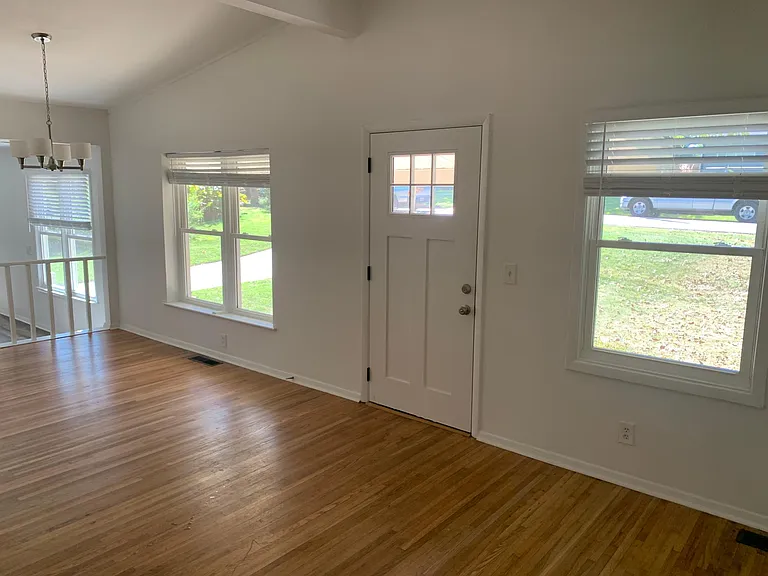 17 Willow Dr — Photo 4