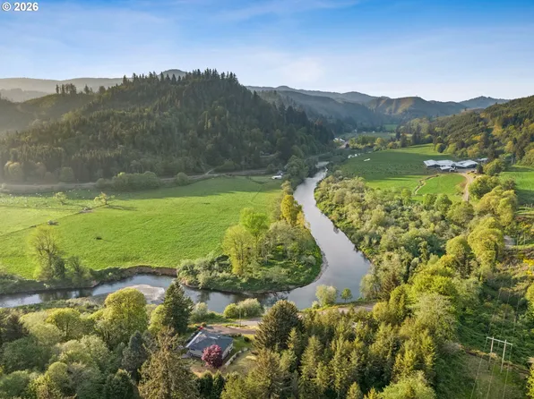 17955 Evergreen Dr, Cloverdale, OR 97112