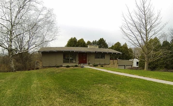 1st image of 1955 Cedar Dr