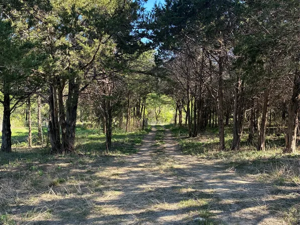 1744 Winchester Dr, Moody, TX 76557