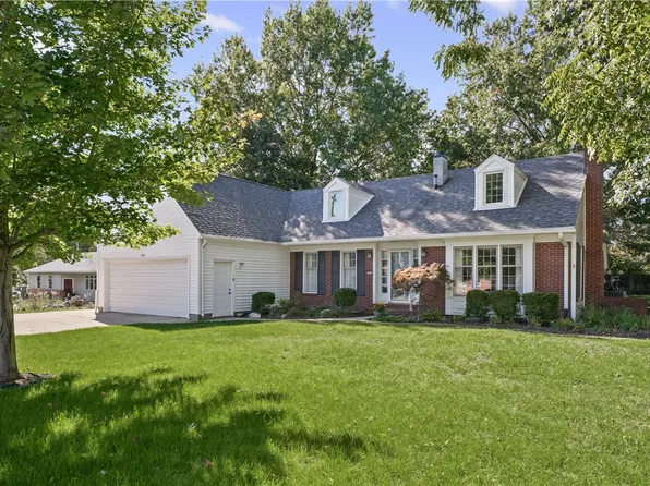1426 N Logan Ave, Hoopeston, IL 61832