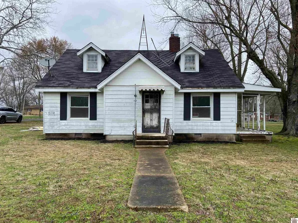 142 Hubbard St, Water Valley, KY 42085