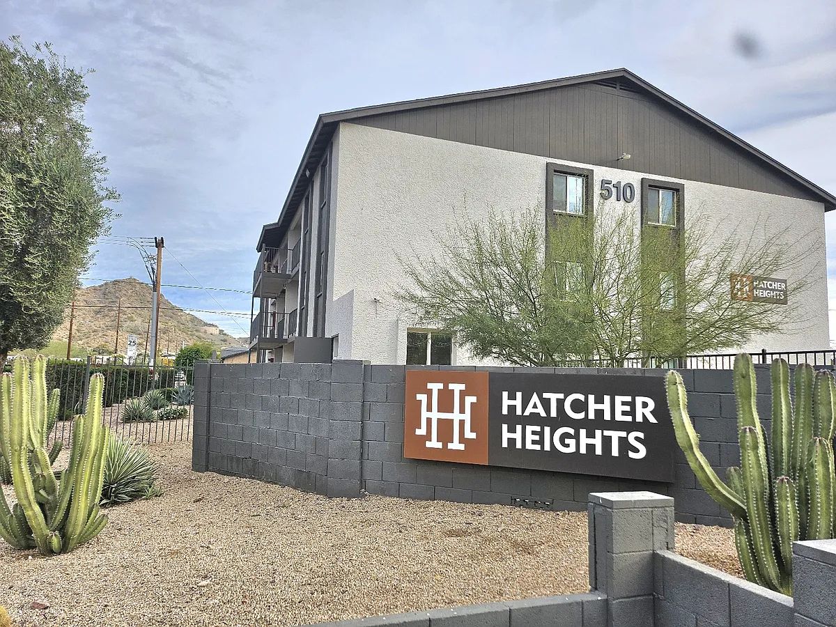 Building Photo - 510 E Hatcher Rd #107