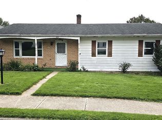 820 W 5th St, Lewistown, PA 17044