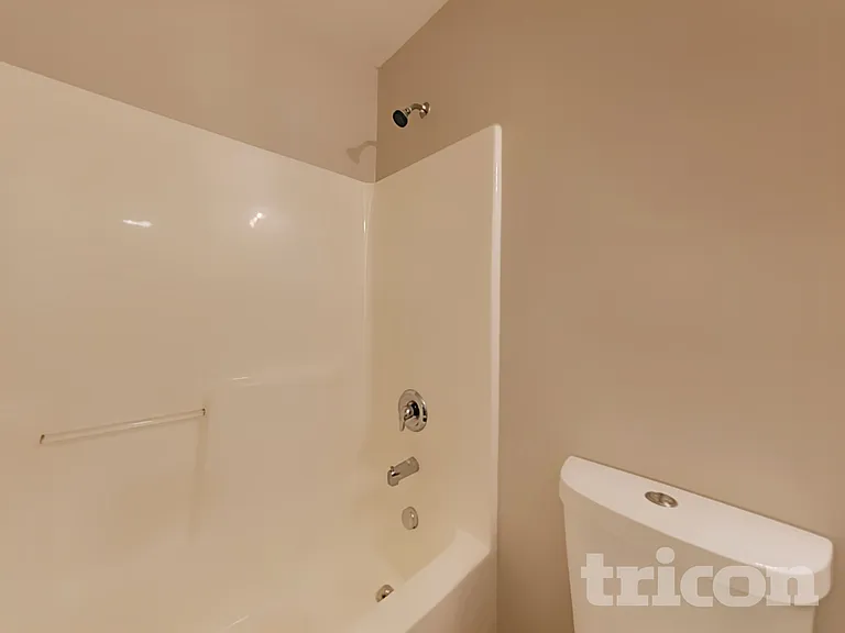 248 Eagle Pointe Dr — Photo 13