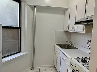 Rented by Randall Star Realty Inc