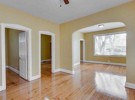 5th image of 1126 S 22nd Ave