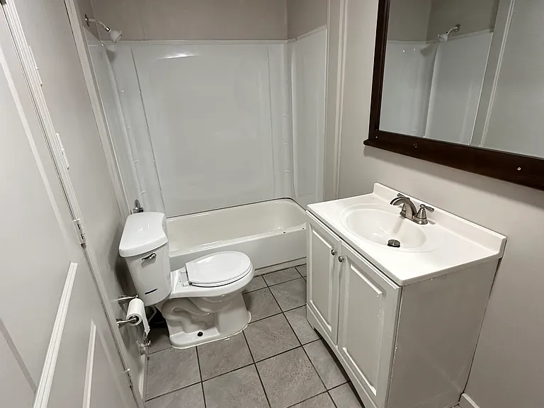 2093 N Ford St — Photo 4