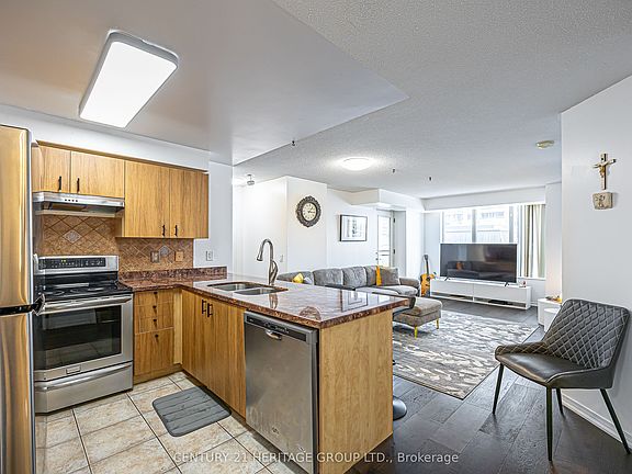 5th image of 310 Red Maple Rd #211