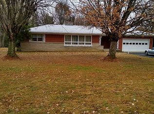 143 Maple Dr, Paducah, KY 42003