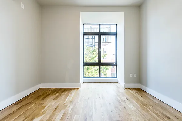 Rented by Nooklyn NYC LLC | media 171