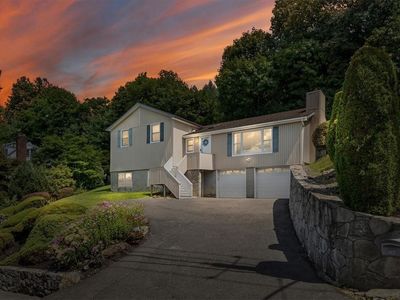 744 Warren Avenue, Thornwood, NY, 10594