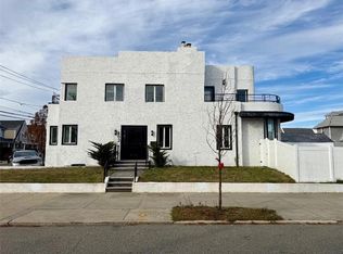 402 Beach 134th St, Far Rockaway, NY