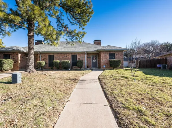 3003 Oakhurst St, Denton, TX 76210