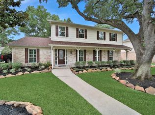 6822 Chancellor Dr, Spring, TX 77379