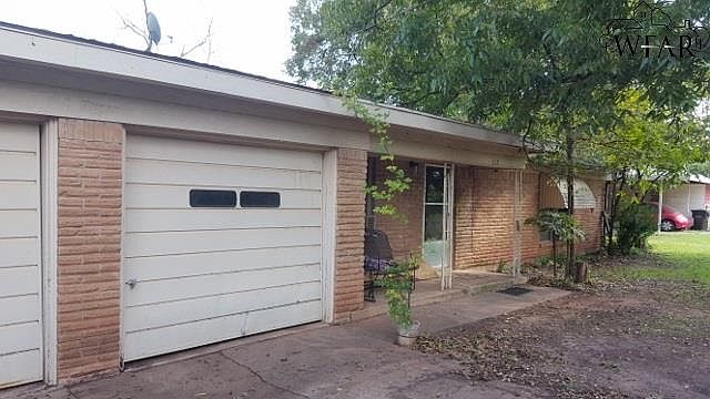 1st image of 513 Barker Dr