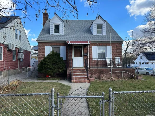 45-67 195 Street, Flushing, NY 11358