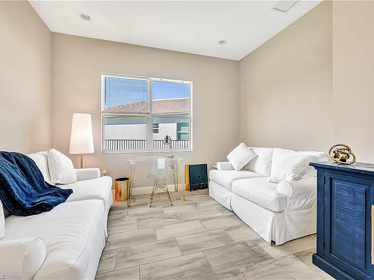 11453 Jacaranda Dr — Photo 14