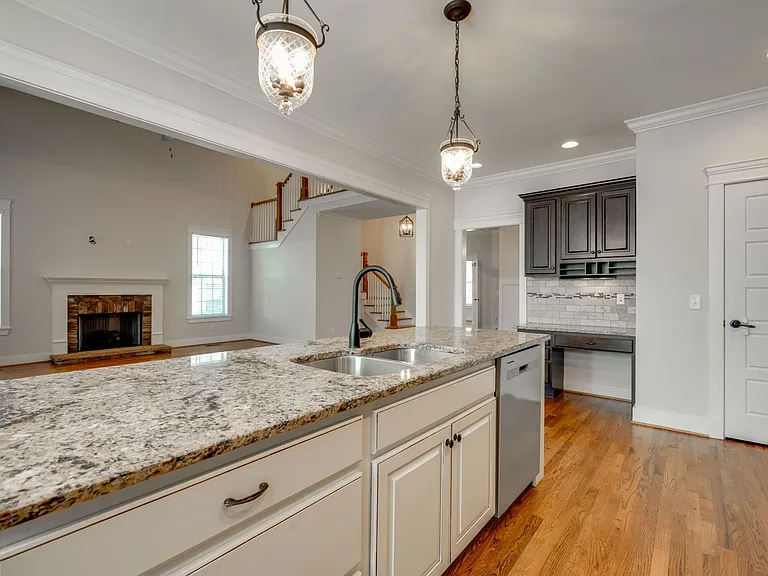 8885 McKenzie Farm Dr — Photo 16