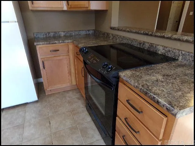 13498 Alexis Dr — Photo 6