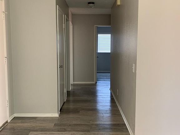 4th image of 15168 Joshua St