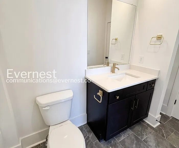 206 N 9th St #D — Photo 22