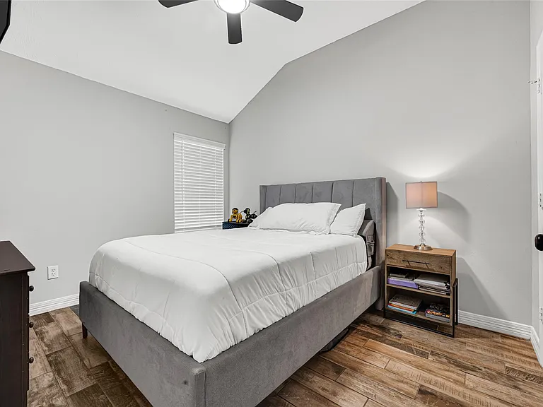 174 Horn Ct — Photo 23