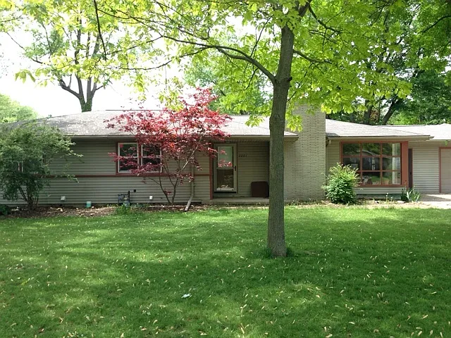 West Lafayette Schools Single Family Home Large Spacious 4 bedroom/2bath — Photo 2