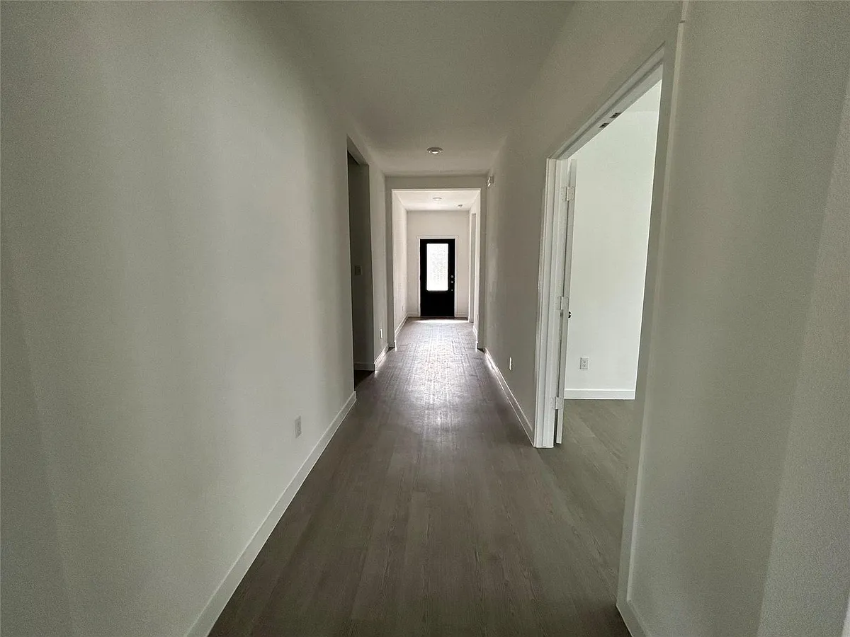 Building Photo - 224 Northern Trl