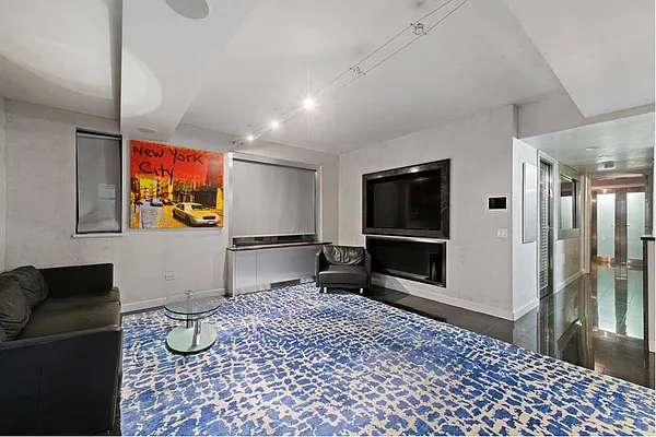 Rented by Douglas Elliman | media 2