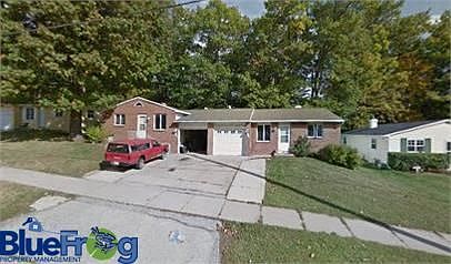 1st image of 2055 Packerland Dr #2057