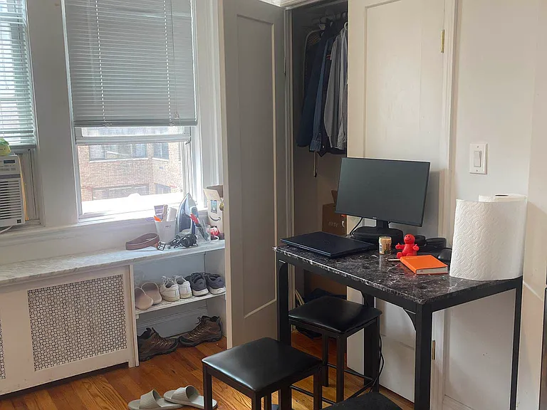 304 E 41st St #1307A — Photo 11