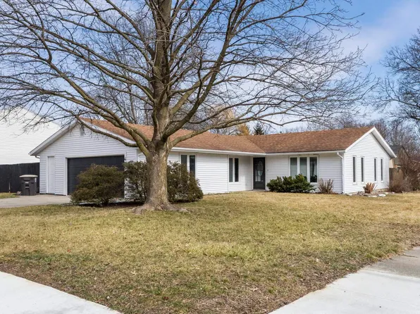 4910 Blum Dr, Fort Wayne, IN 46835