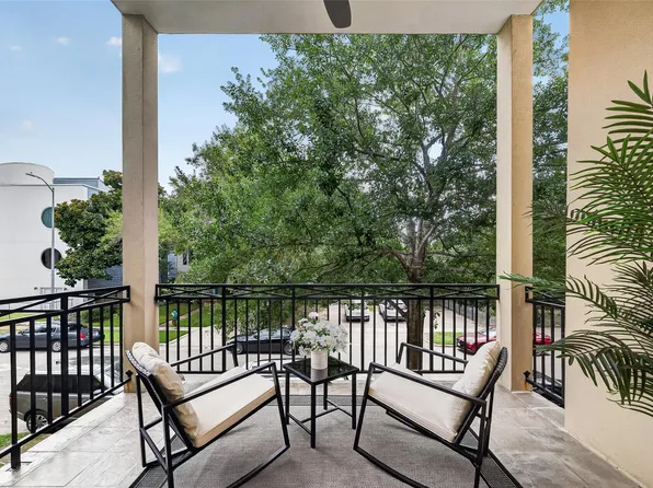 2034 Colquitt St APT A, Houston, TX 77098