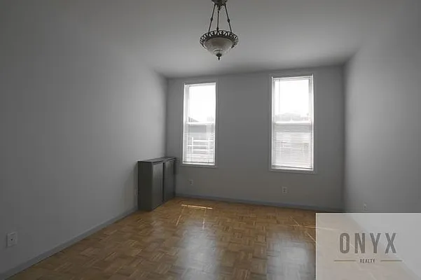 Rented by Onyx | media 16